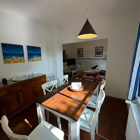 Haus Sirilund Kombuese - Friesische Gemuetlichkeit